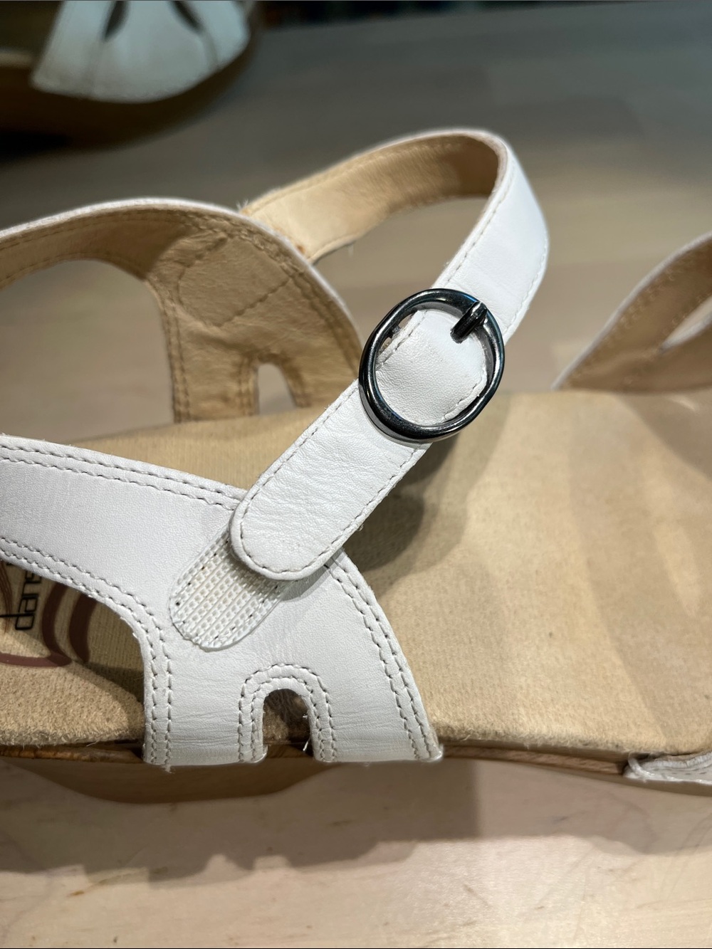 Great condition Dansko Season White sandal - EUR 40 - Picture 12 of 14